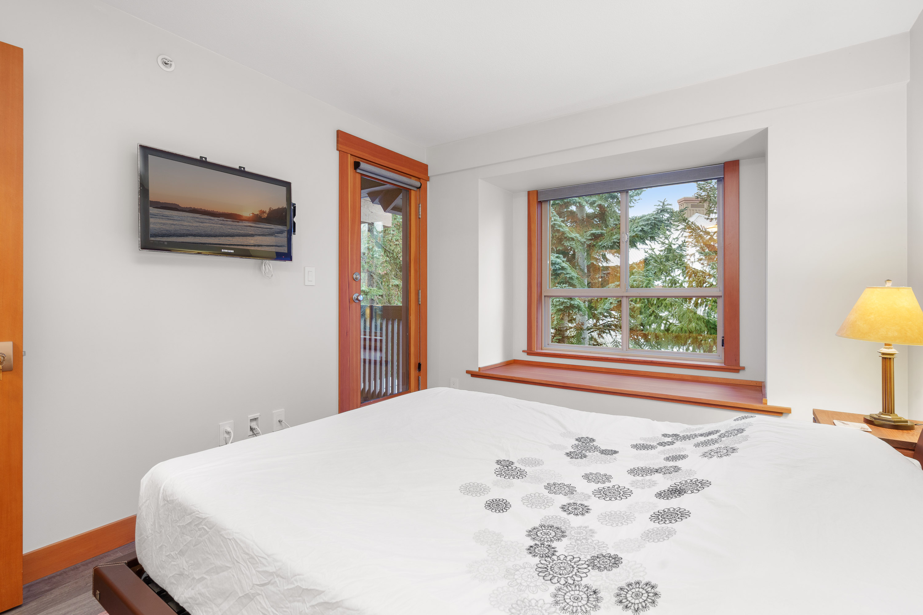 Northlands Symphony interior 17